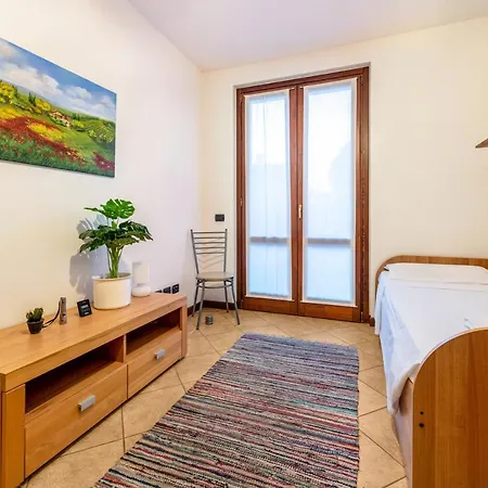 Rosa Flat - With Pool * Polpenazze del Garda